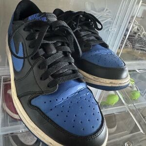 Jordan Blue Black Sneakers Classic Design Leather Upper